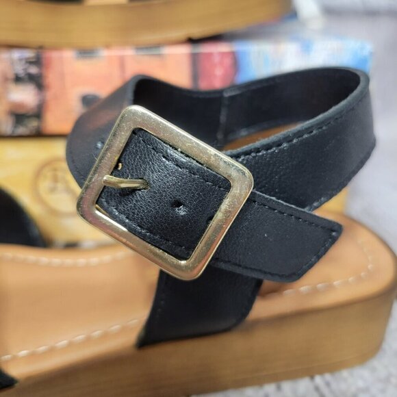 Bella Vita Women's Car-Italy Wedge Sandals - Picture 4 of 8